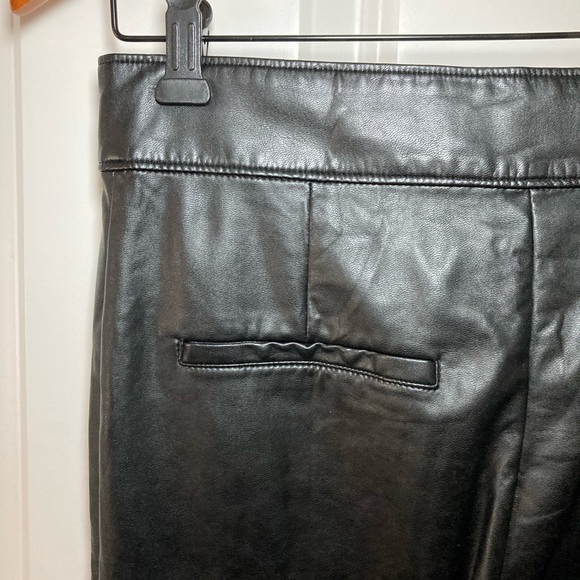 Babaton Aritzia faux leather pants - size 6 - Picture 2 of 3